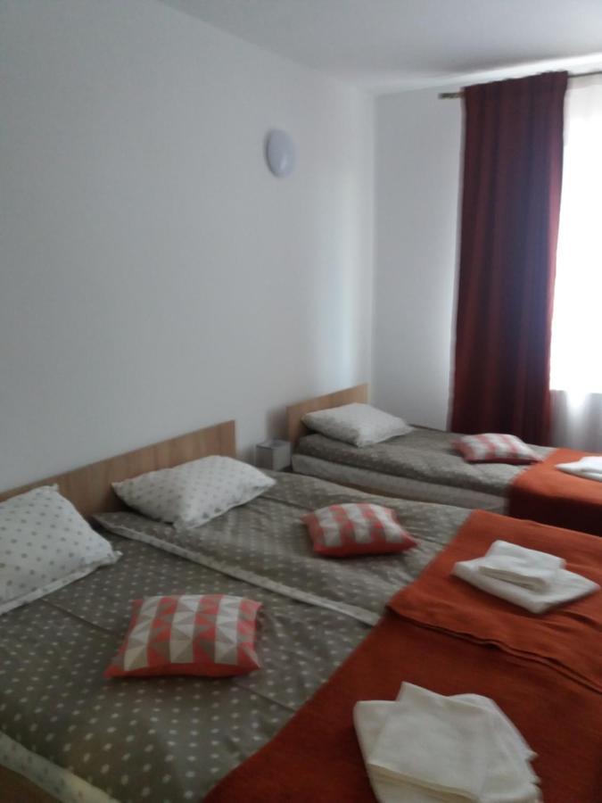 Cazare Neu-Arad Autostrada Apartment Luaran gambar