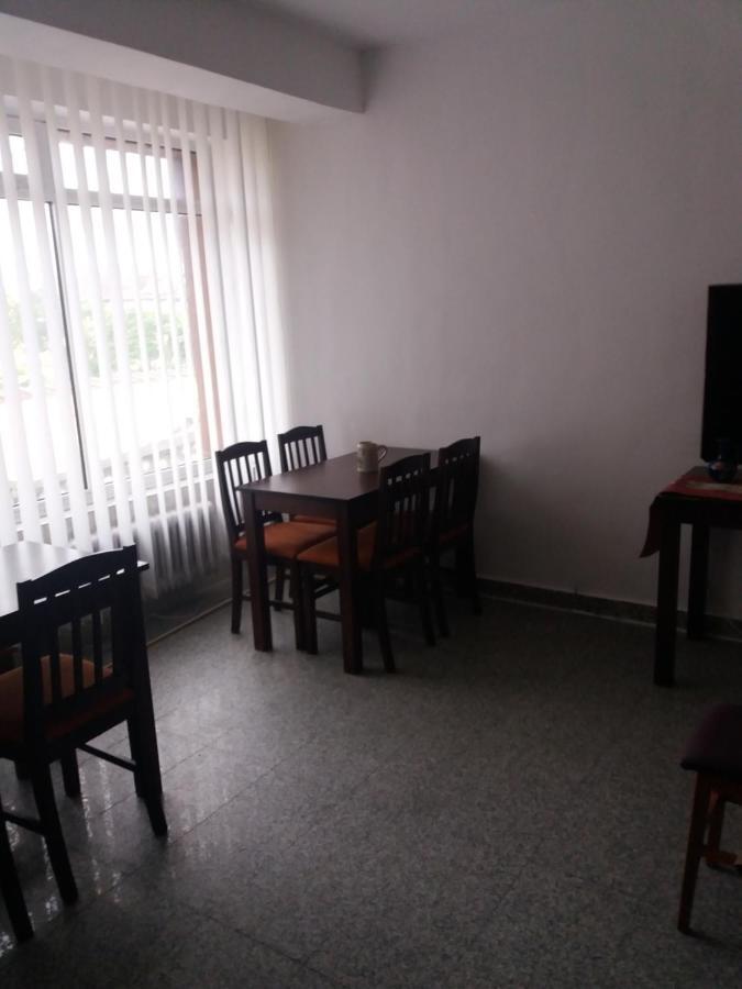 Cazare Neu-Arad Autostrada Apartment Luaran gambar