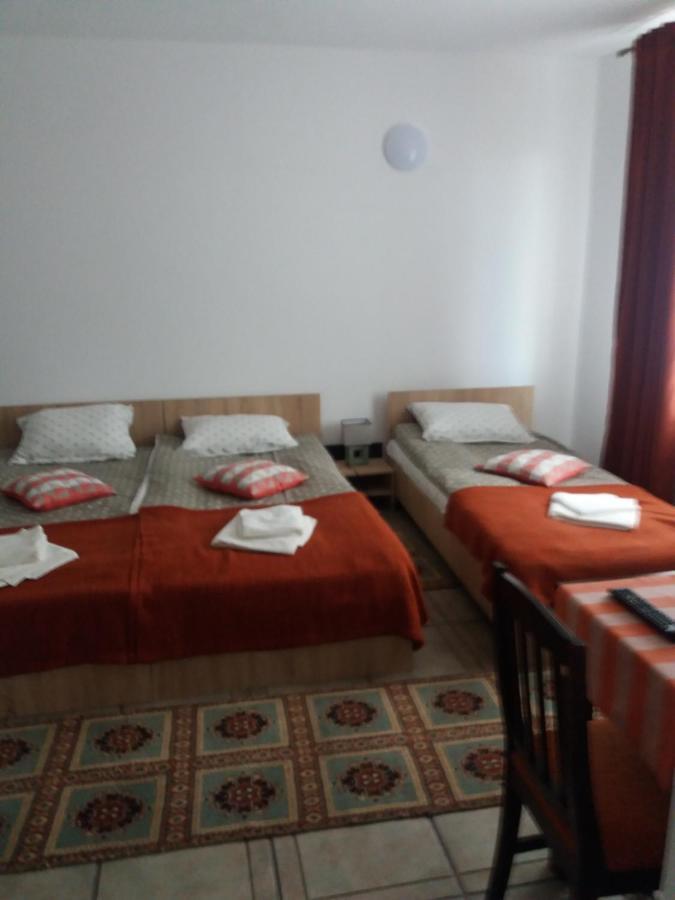 Cazare Neu-Arad Autostrada Apartment Luaran gambar