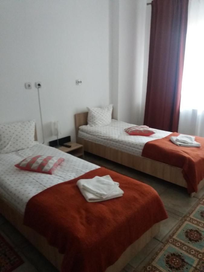 Cazare Neu-Arad Autostrada Apartment Luaran gambar