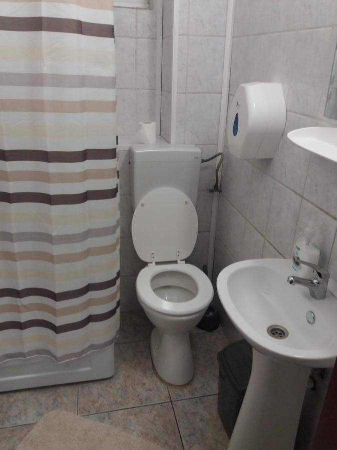 Cazare Neu-Arad Autostrada Apartment Luaran gambar